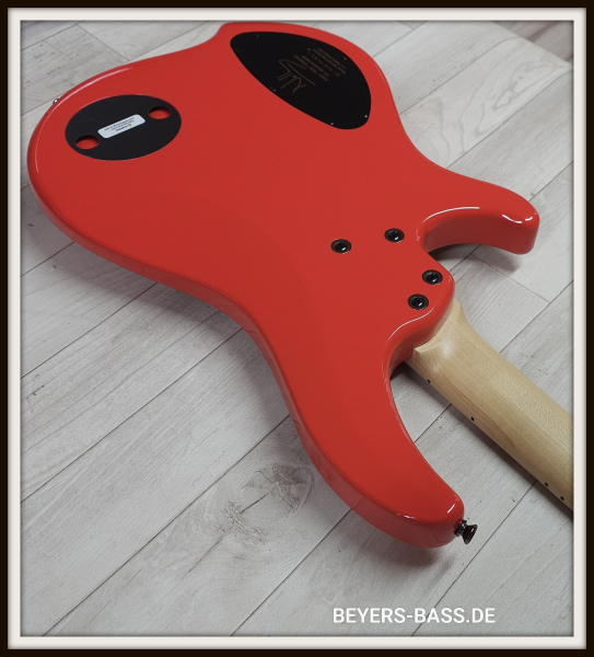 Dingwall NG3 4-String Nolly, Fiesta Red, Signature